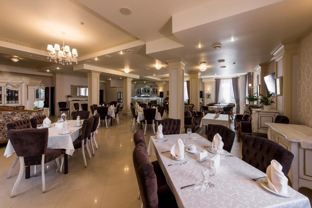 Premium Hotel แชร์นิฟซี ภายนอก รูปภาพ