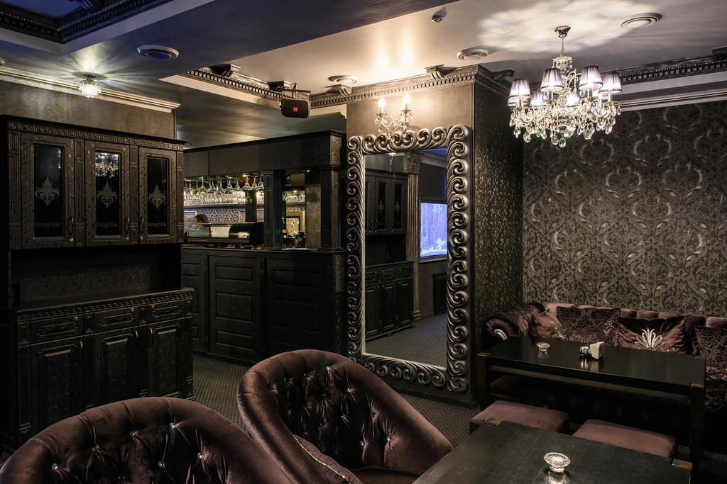 Premium Hotel แชร์นิฟซี ภายนอก รูปภาพ