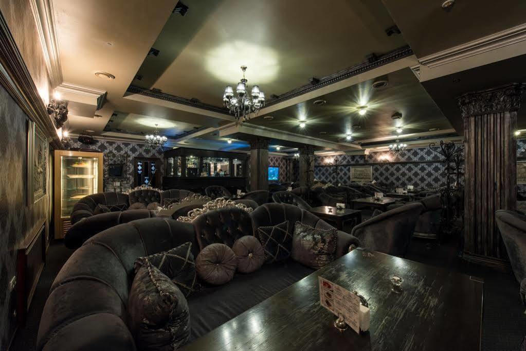 Premium Hotel แชร์นิฟซี ภายนอก รูปภาพ